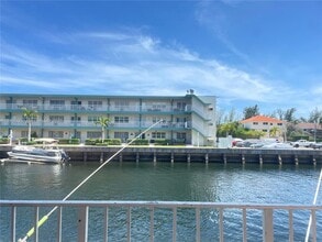 Building Photo - 3944 NE 167th St