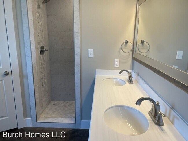 Foto del edificio - 4 br, 2 bath House - 4508 Sweetspiers Cove