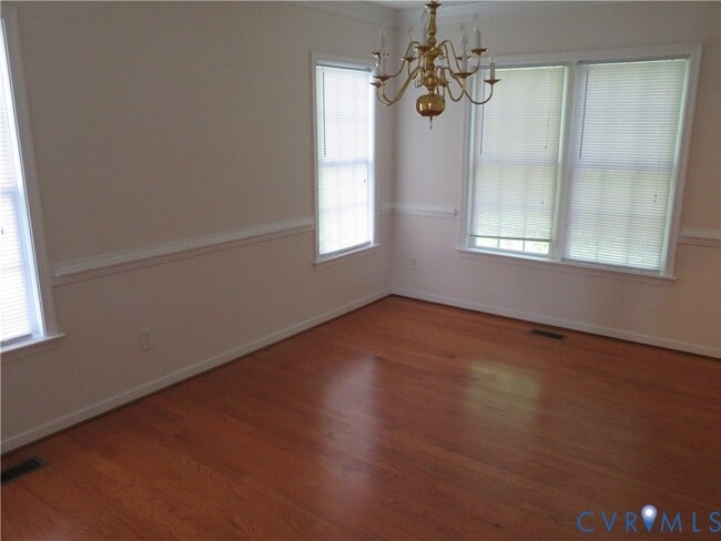 Building Photo - 2057 Pruett Ct