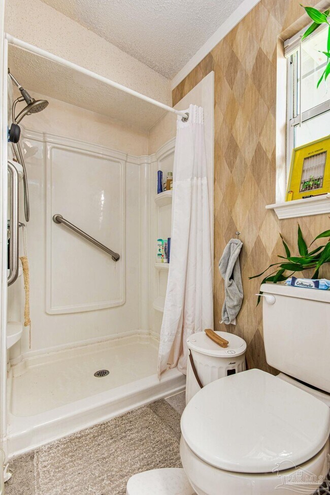 Foto del edificio - 5272 Choctaw Ave