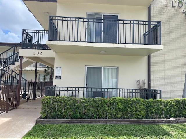 Foto principal - 532 S Crescent Dr