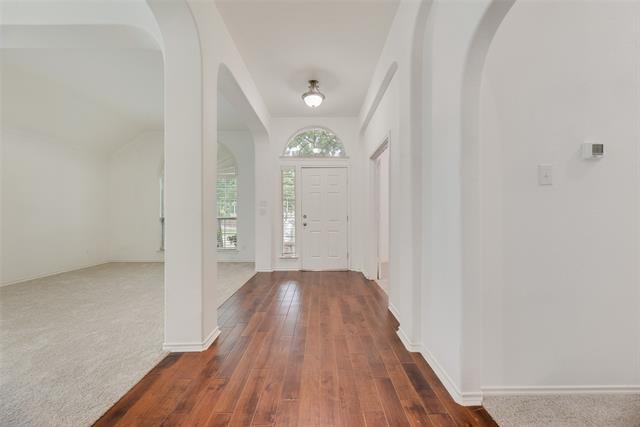 Building Photo - 608 Regency Trail