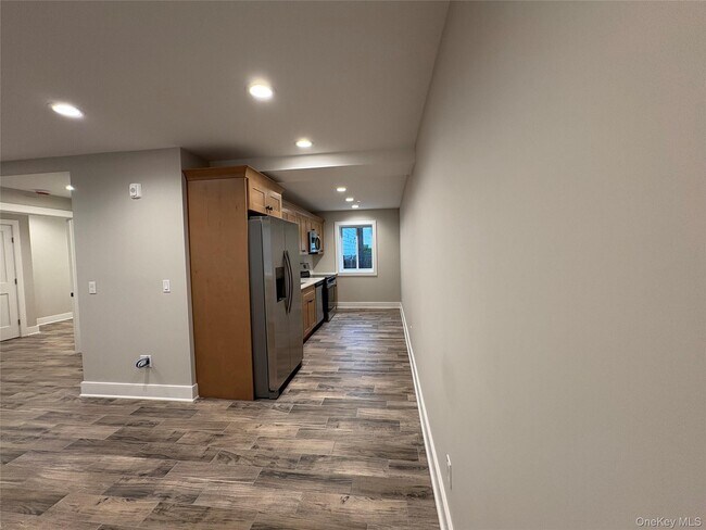 Building Photo - 455 Sunrise Hwy