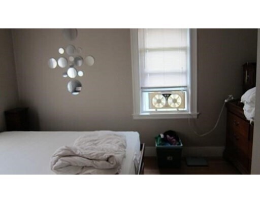 Foto del edificio - 196 W Squantum St