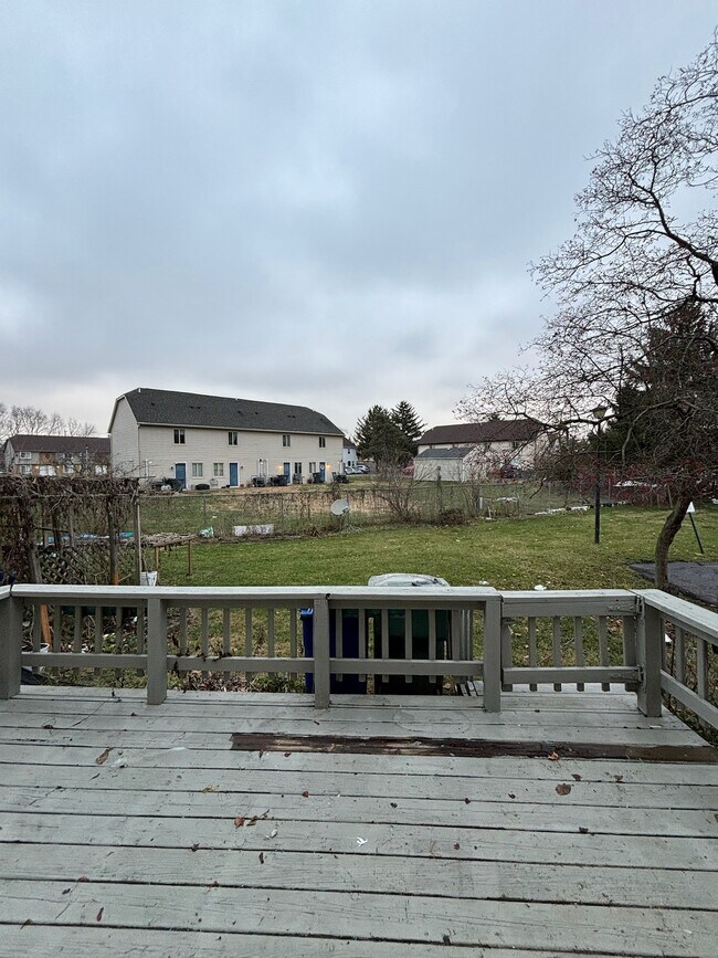 Building Photo - 6318 Bannister Dr
