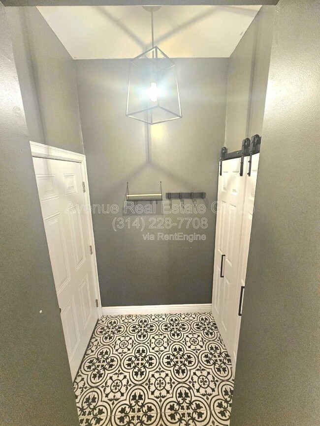 Building Photo - 4322 Maryland Ave