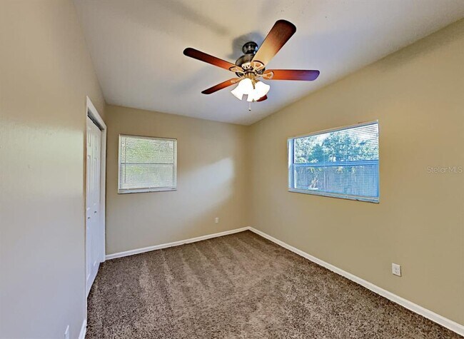 Building Photo - 1334 Nimrod St