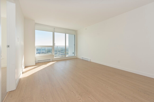 Building Photo - 505-13696 100 Avenue