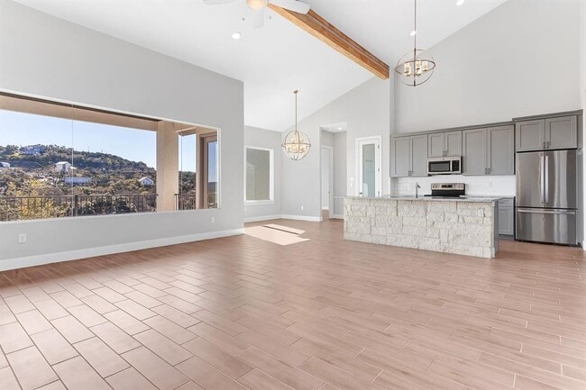 Building Photo - 864 Scenic Hills Dr