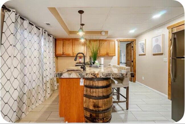 Foto del edificio - 488 Lana Ct