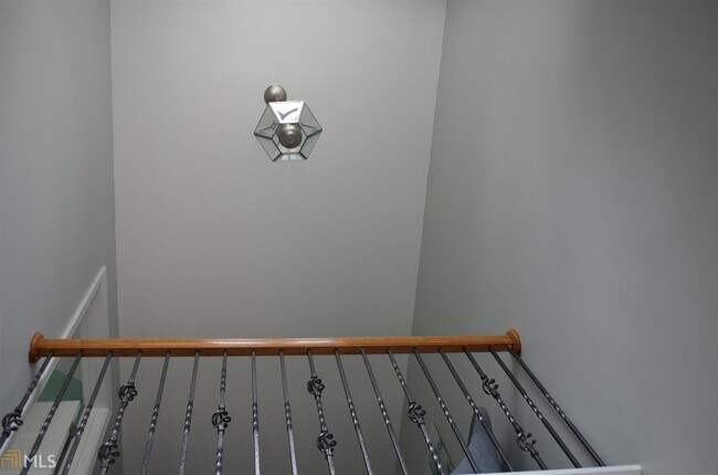 Building Photo - 1285 Rockbass Rd