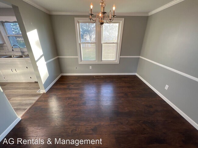 Building Photo - 4 br, 1.5 bath House - 6424 Ashbrook Dr