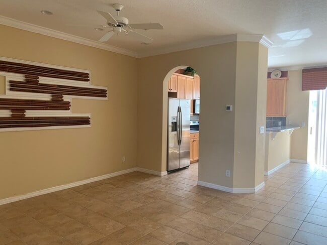 Foto del edificio - 4896 Fiorazante Ave