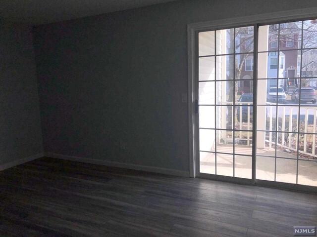 Foto del edificio - 1168 Sycamore Ln