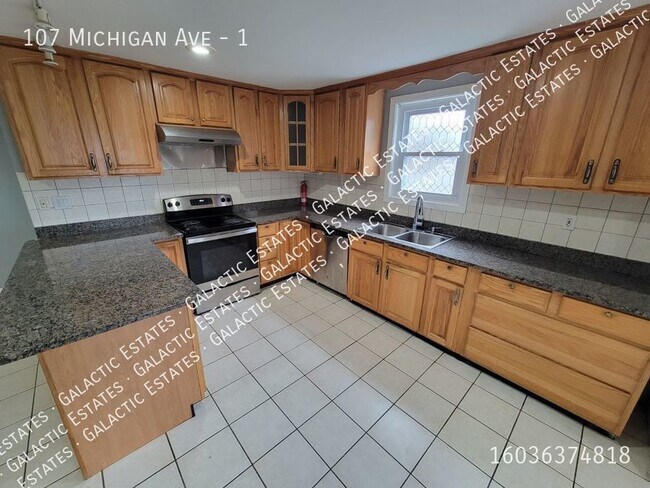 Foto del edificio - East side 1st floor single family feel apa...