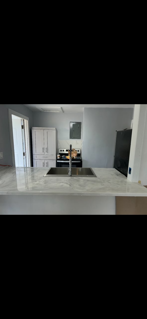 Building Photo - 119 N 24th Ave