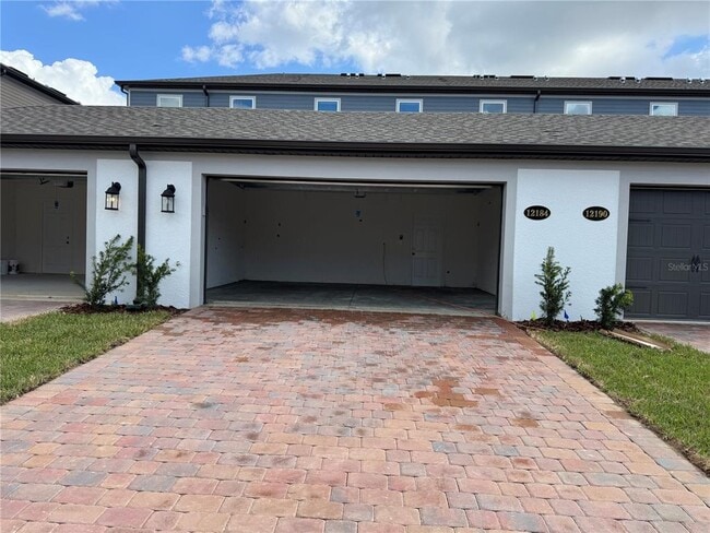 Building Photo - 12184 Plumpton Dr