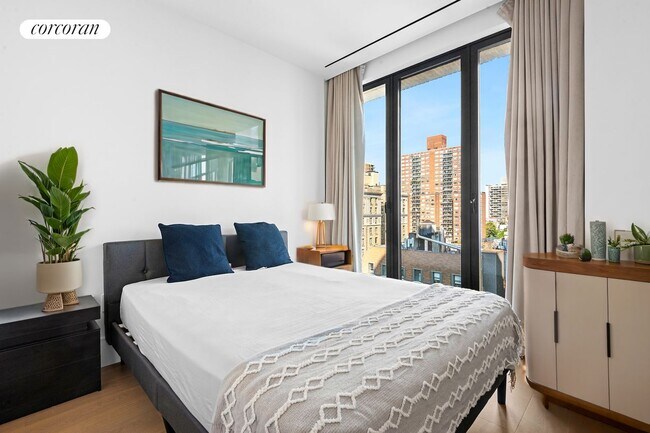 Foto del edificio - 2505 Broadway