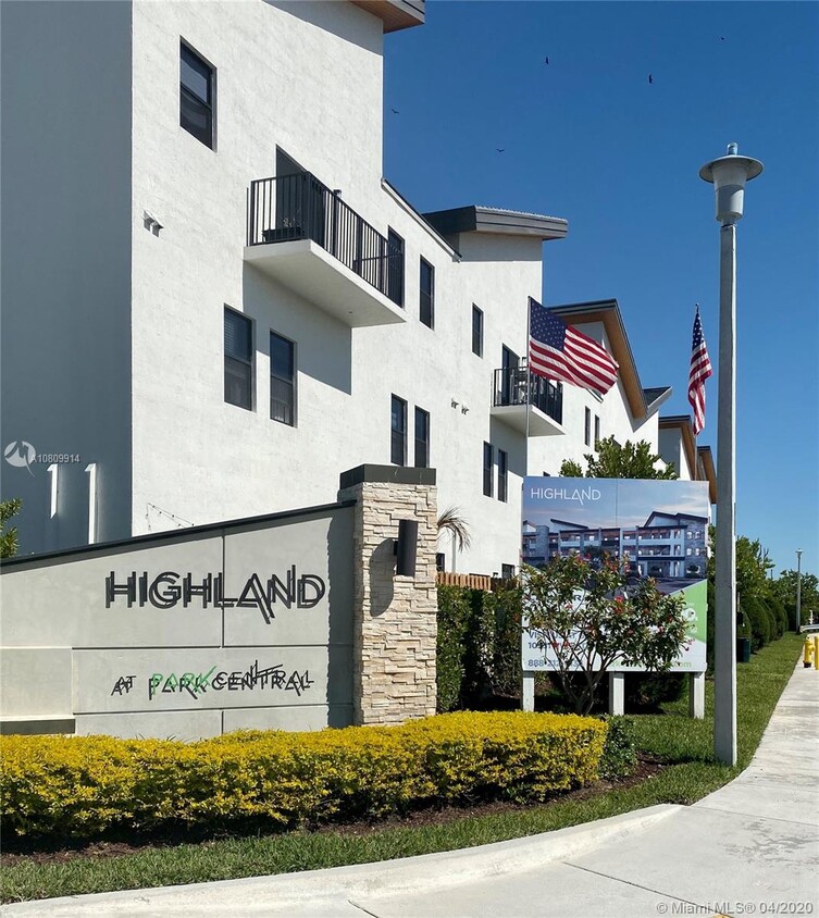 Foto principal - 10407 NW 82nd St