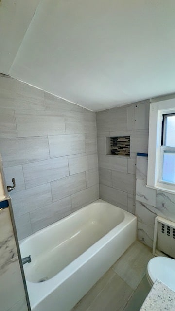 Foto del edificio - 80 E 1st St