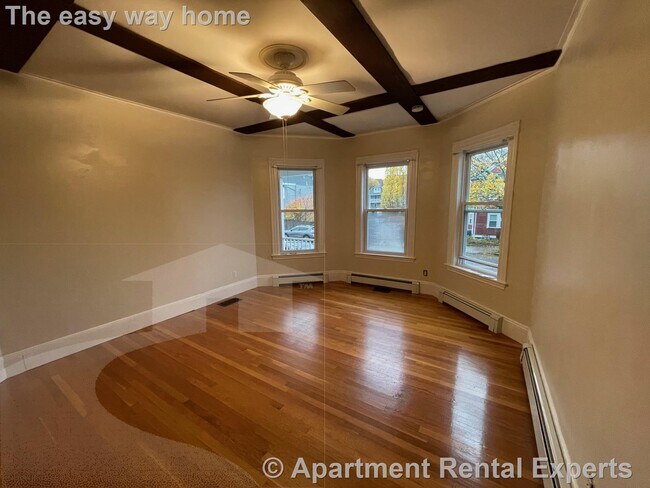 Foto del edificio - 578 Main St