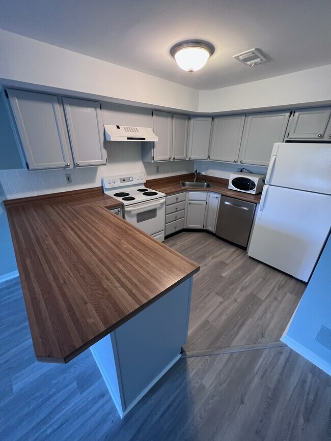 Foto del edificio - 219 Smallwood Ct