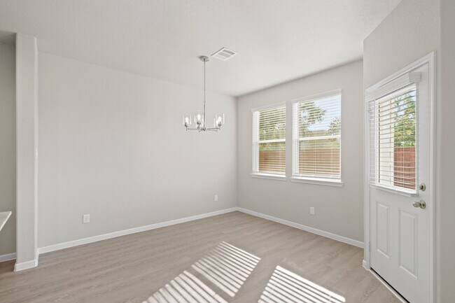 Foto del edificio - SPECIAL AVAILABLE!