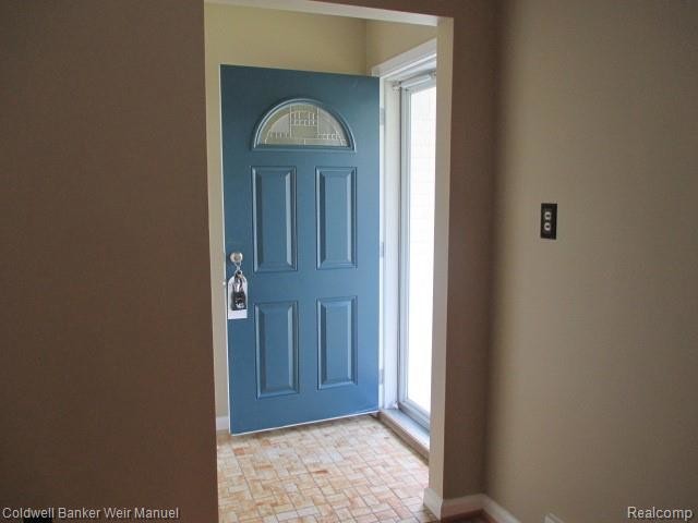 Foto del edificio - 2586 Dorchester Rd
