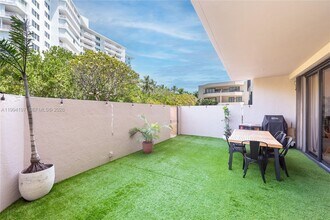 Building Photo - 251 Crandon Blvd