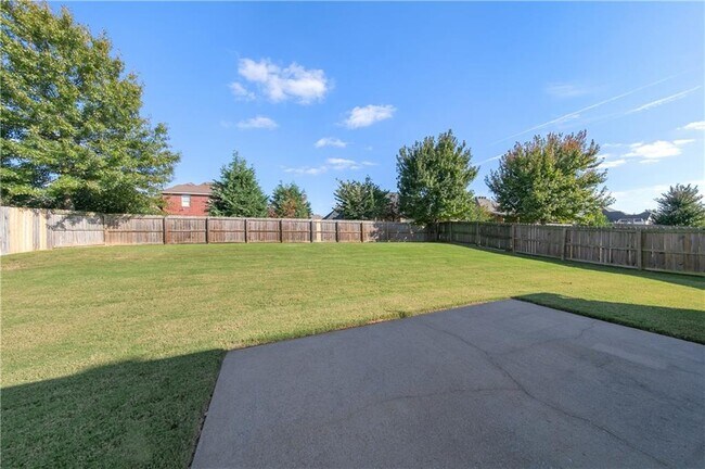 Foto del edificio - 1221 Chancery Ln