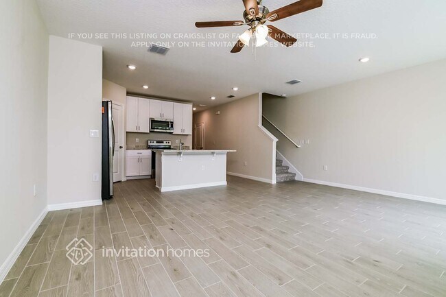 Building Photo - 17043 Coral Key Dr
