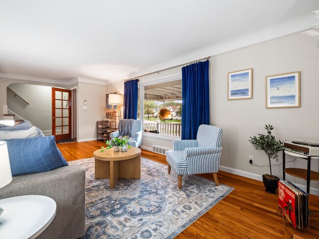 Foto del edificio - 386 Walworth Ave