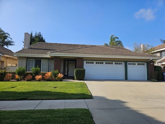 Building Photo - 2611 Uranium Dr