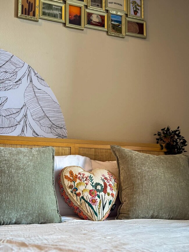 Foto del edificio - 9127 Research Blvd