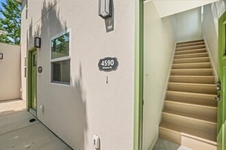 Building Photo - 4586-4590 Arizona St