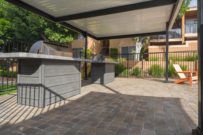 Foto del edificio - 1440 Oak Dr