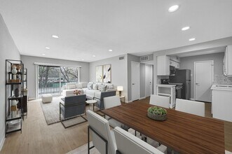 Building Photo - 7555 Katy Fwy