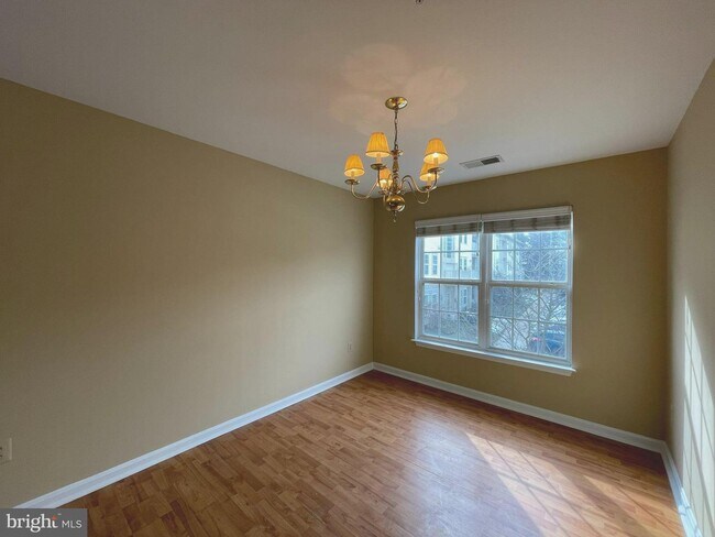 Foto del edificio - 9131 Gracious End Ct