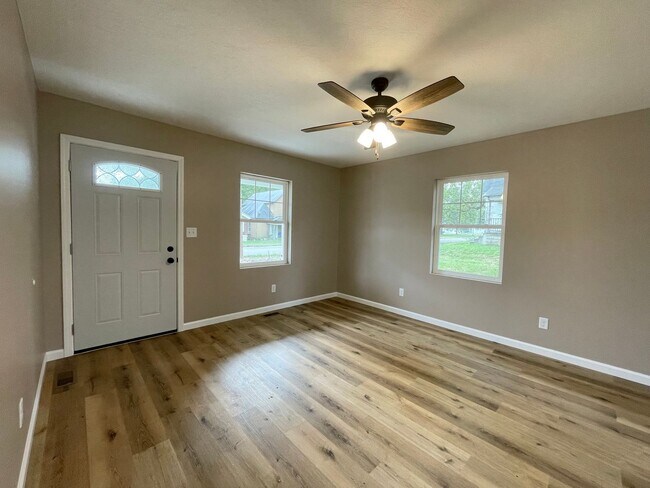 Foto del edificio - 2024 New Build - 3-bedroom, 2-bathroom with Gorgeous Finishes & Open Concept Living