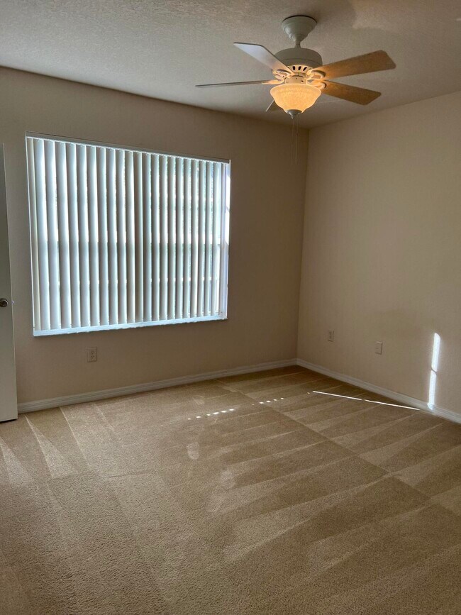 Foto del edificio - 156 SW Peacock Blvd