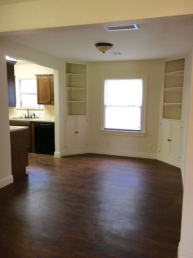 Foto del edificio - 829 NW 17th St
