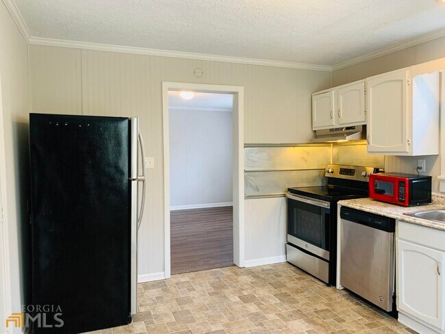 Building Photo - 513 Harwell Ave