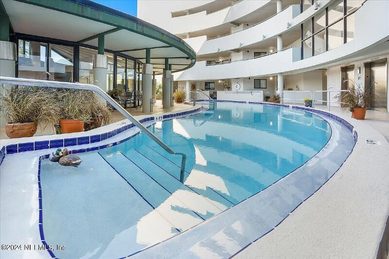 Foto principal - 1071 Edgewood Ave S