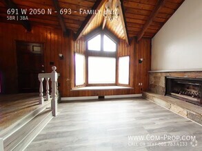 Building Photo - 691 W 2050 N