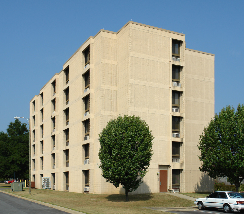 Foto del edificio - Tower West Apartments