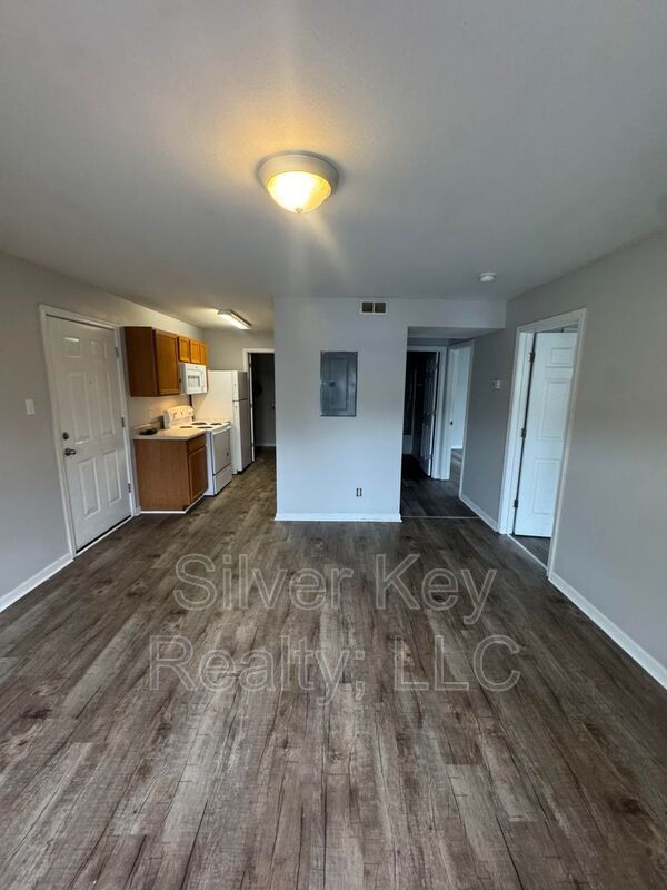 Foto del edificio - 220 Willow Creek Drive