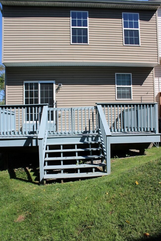 Building Photo - 2373 Walnut Bottom Rd