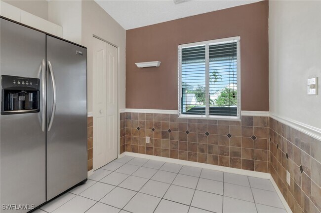 Foto del edificio - 875 New Waterford Dr