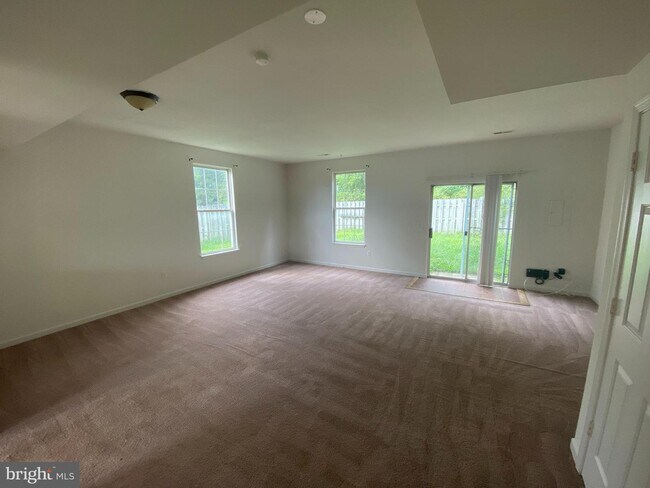 Building Photo - 10910 Coreys Way