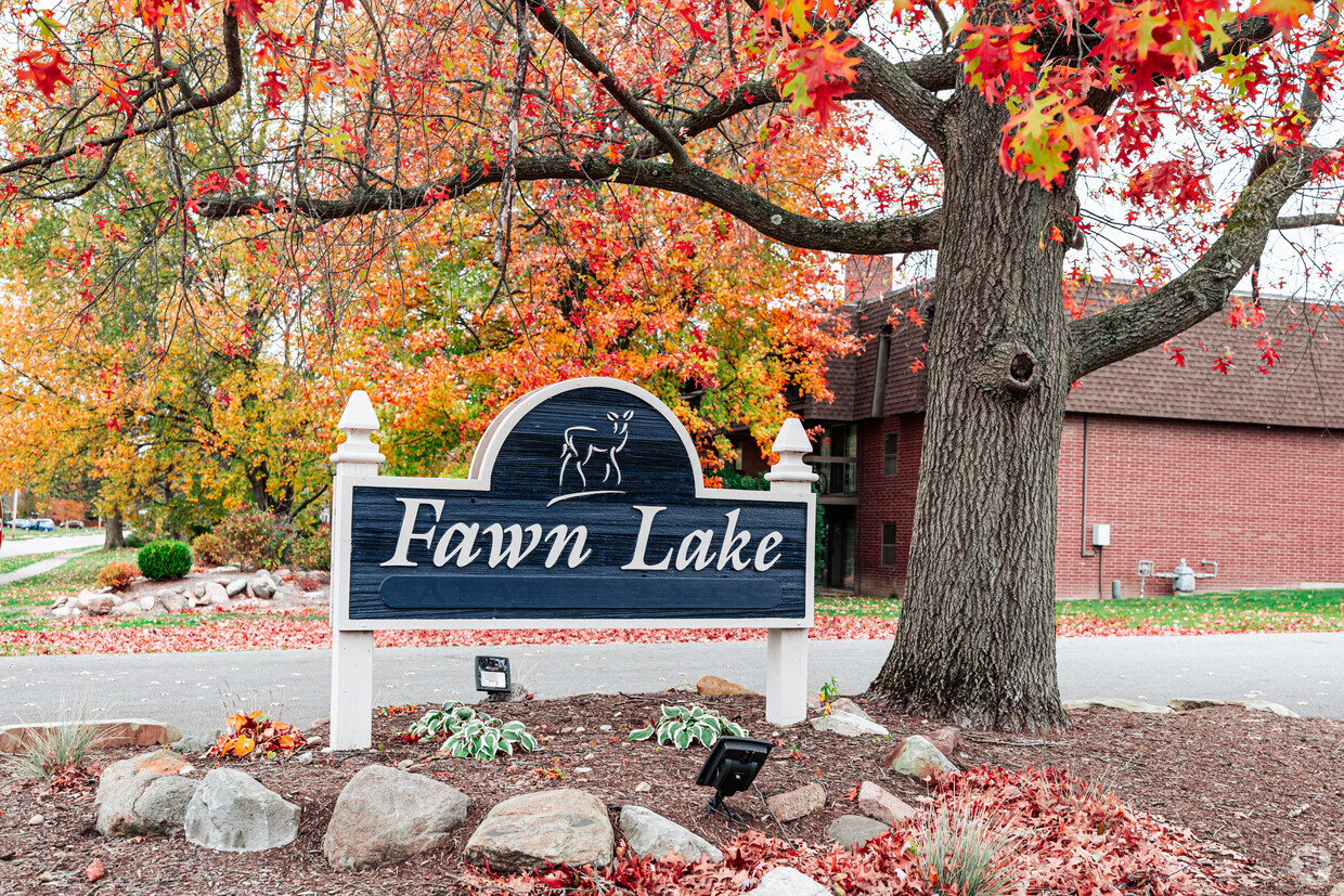 Primary Photo - Fawn Lake Apartments